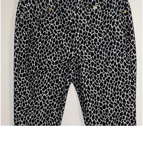 Michael Kors Leopard Print Skinny Jeans - Picture 4 of 9